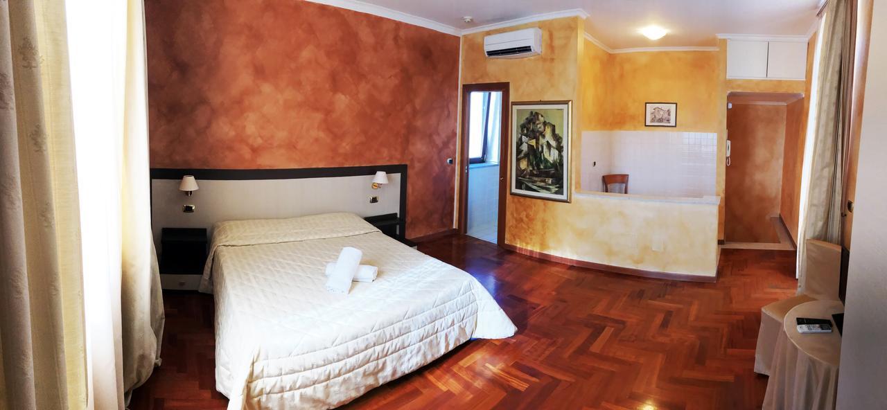 La Locanda Del Palatoraffinato Ciampino Extérieur photo